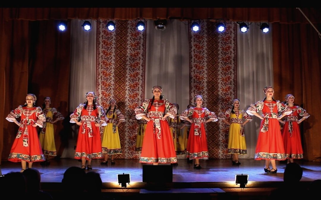 Отчетный концерт Образцового ансамбля танца «Сударушка» – «Народный разгуляй» (3+)